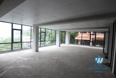 100sqm office for rent in Hoang Quoc Viet